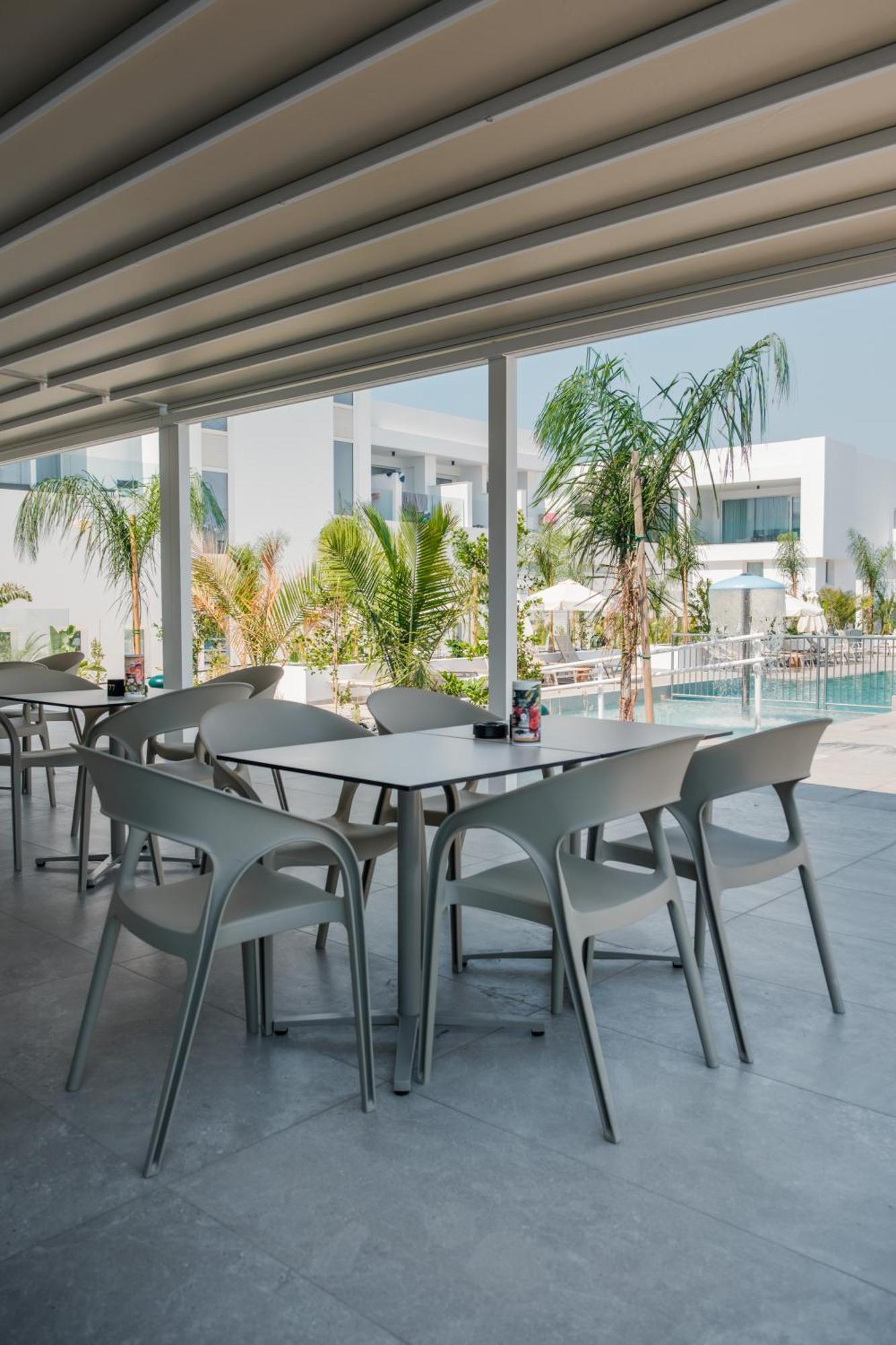 Abacus Suites ไอยานาปา ภายนอก รูปภาพ