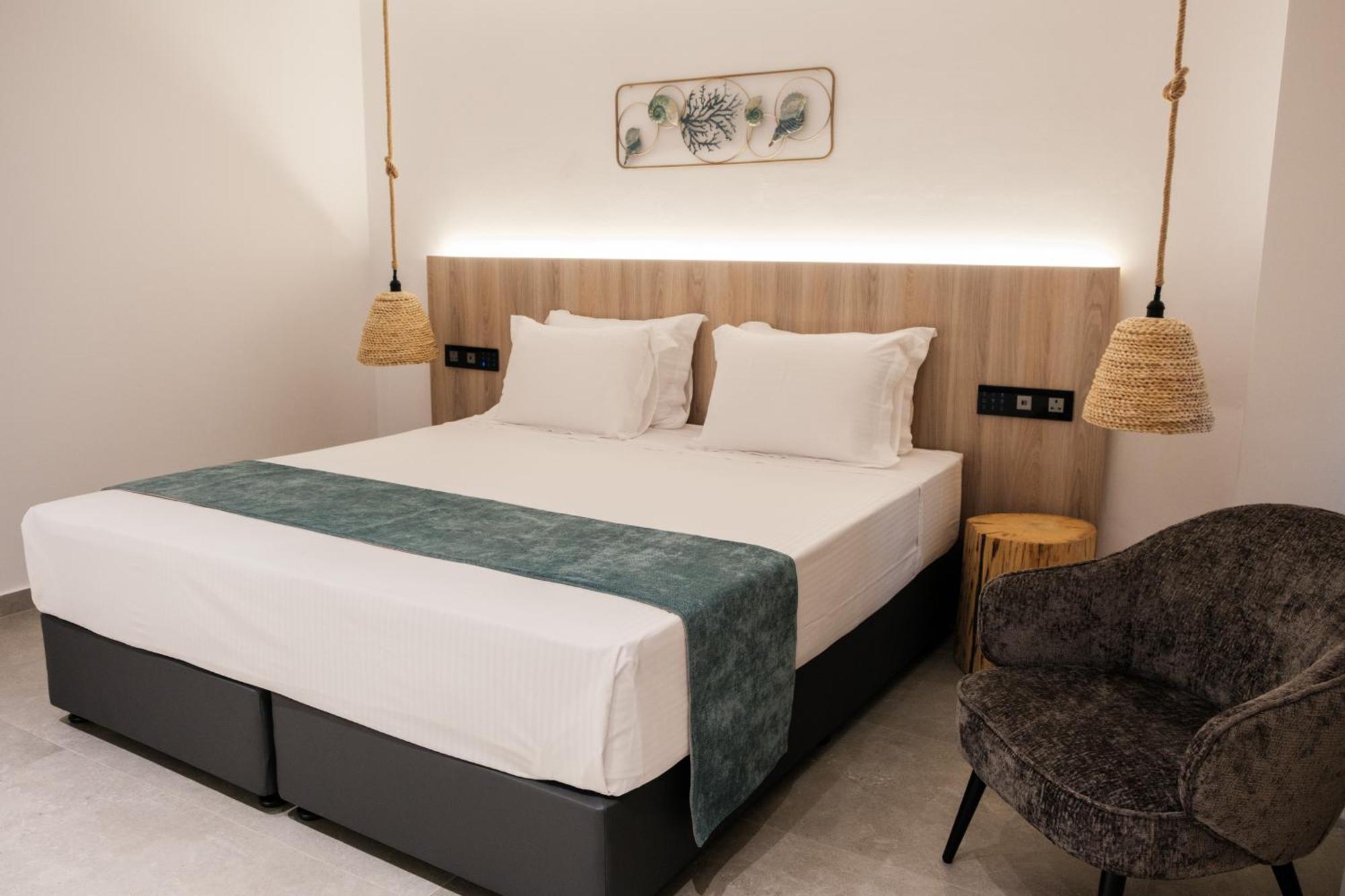 Abacus Suites ไอยานาปา ภายนอก รูปภาพ
